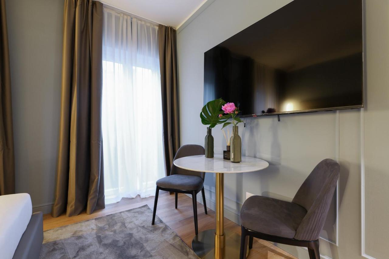 Apartment Prestige Boutique - Piazza Duomo View Milan