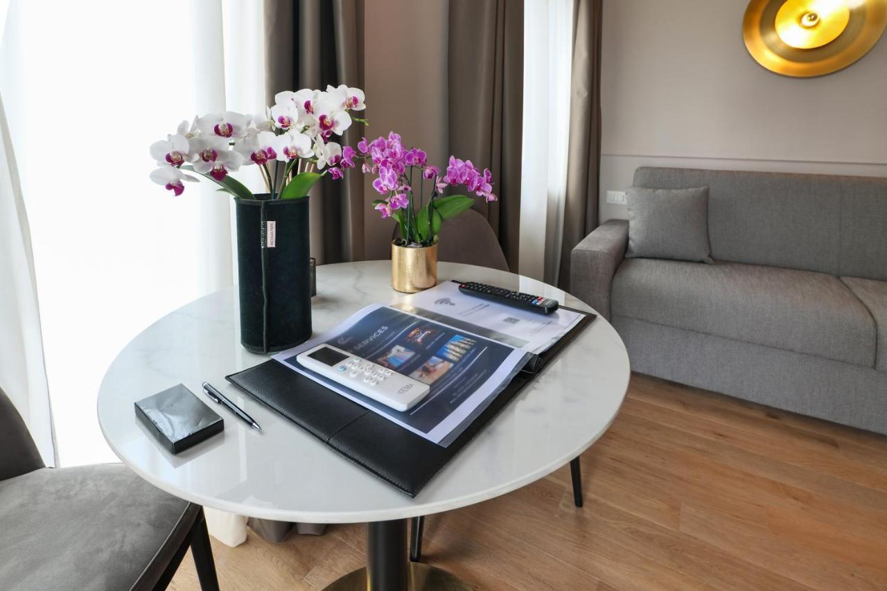 Apartment Prestige Boutique - Piazza Duomo View Milan